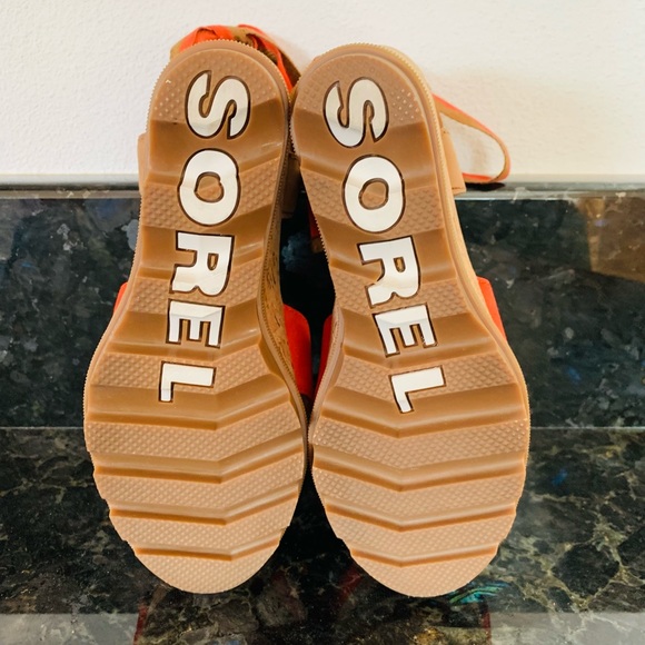 Sorel Joanie 11 High Ankle Wedge Orange Suede Laceup Sandals Size 6, Like New - Picture 9 of 10